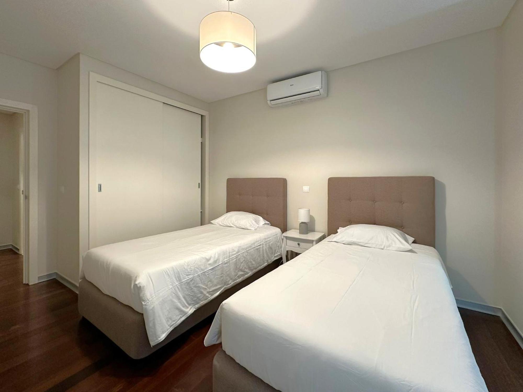 Luxury In The Center Apartment *
